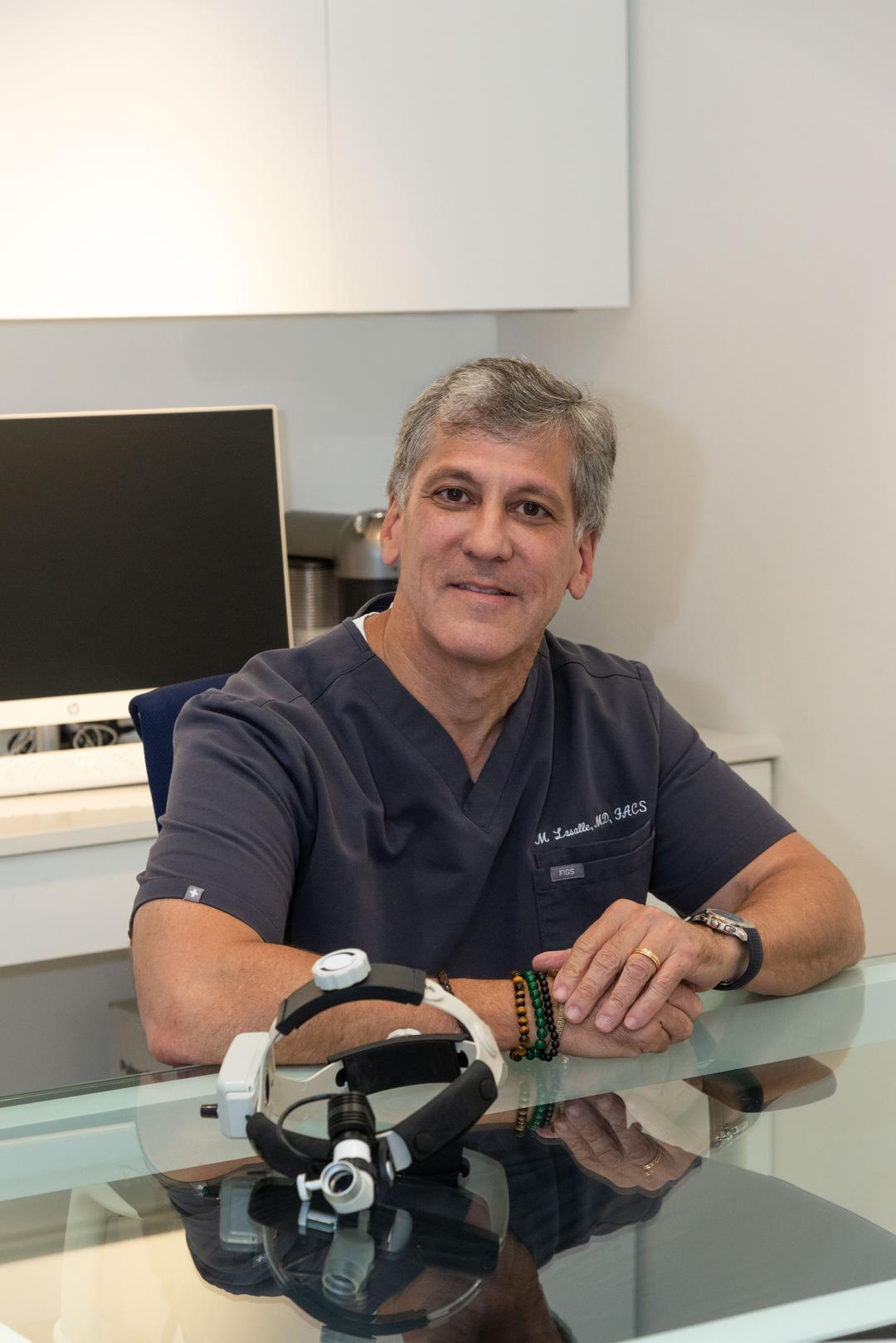 Dr. Miguel A. Lasalle López